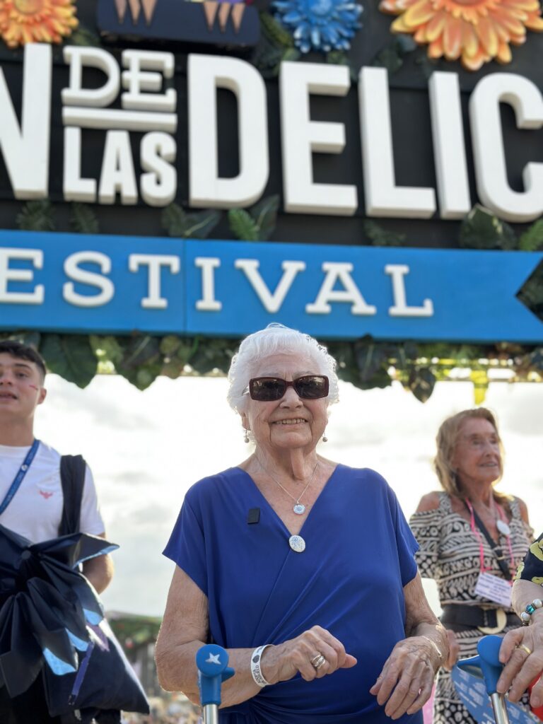 Los mayores viven su primer festival de música