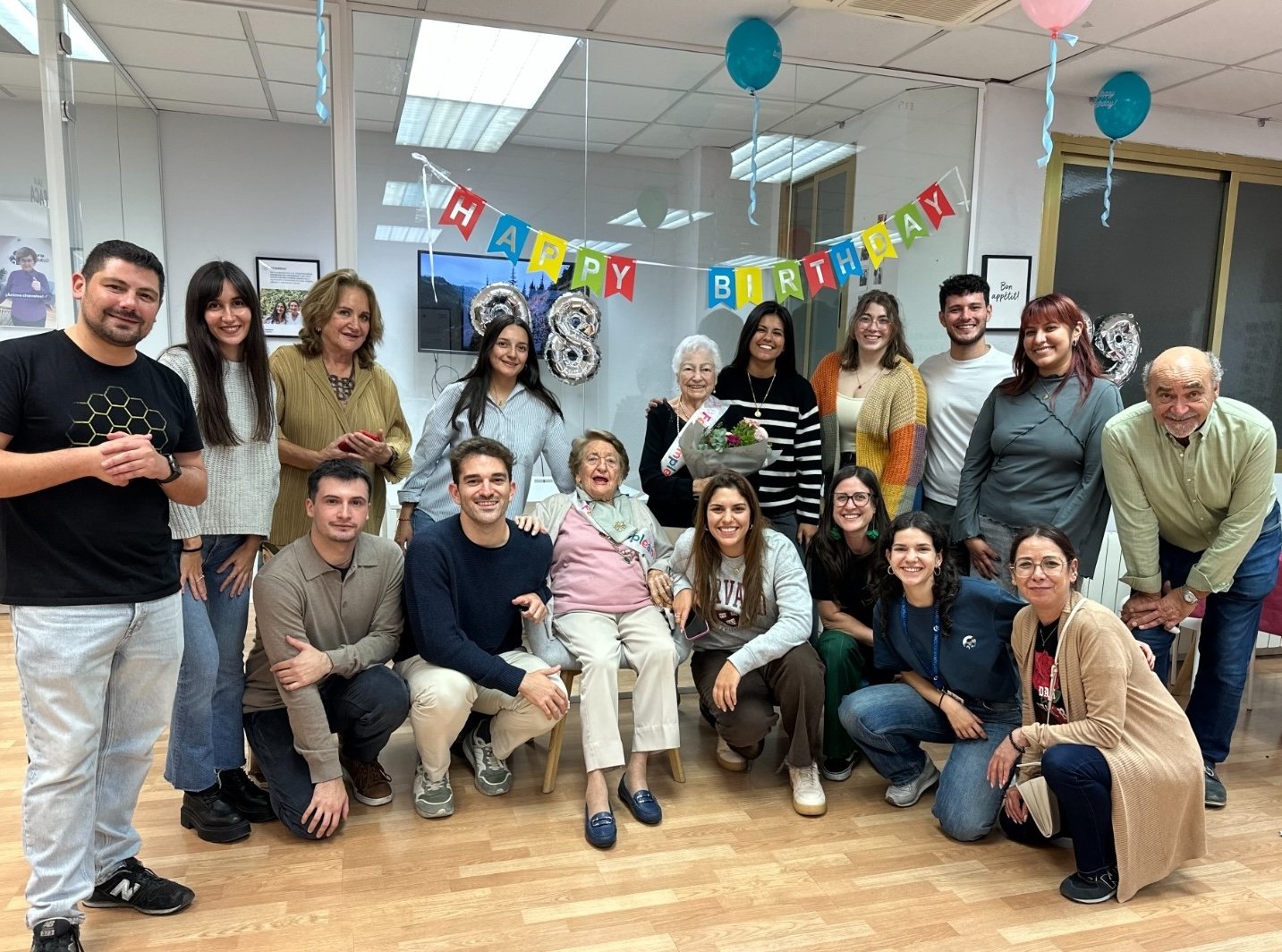 El cumple de Petra y Mª Luisa