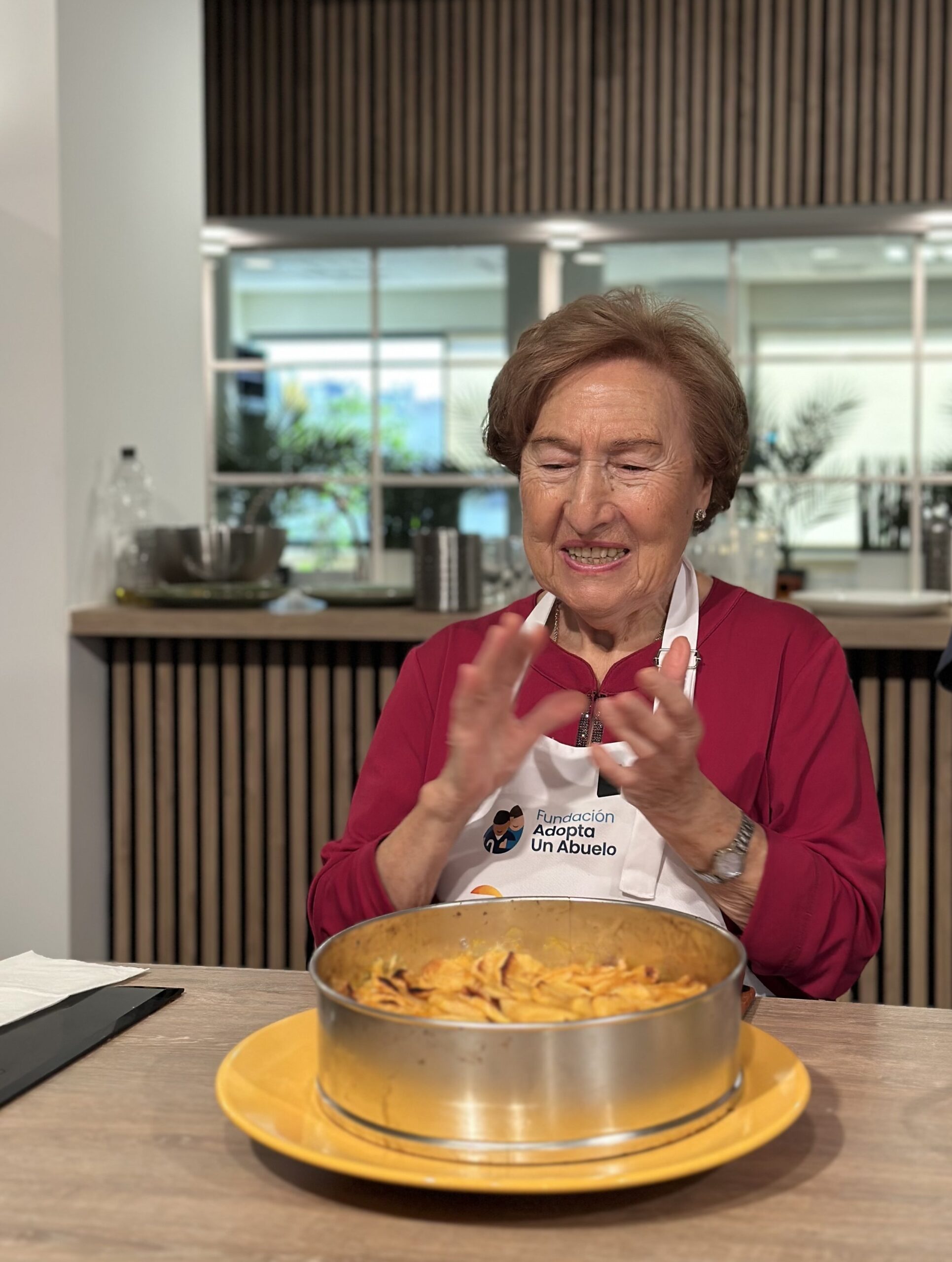 Delantal, historias y conexión real con Nationale